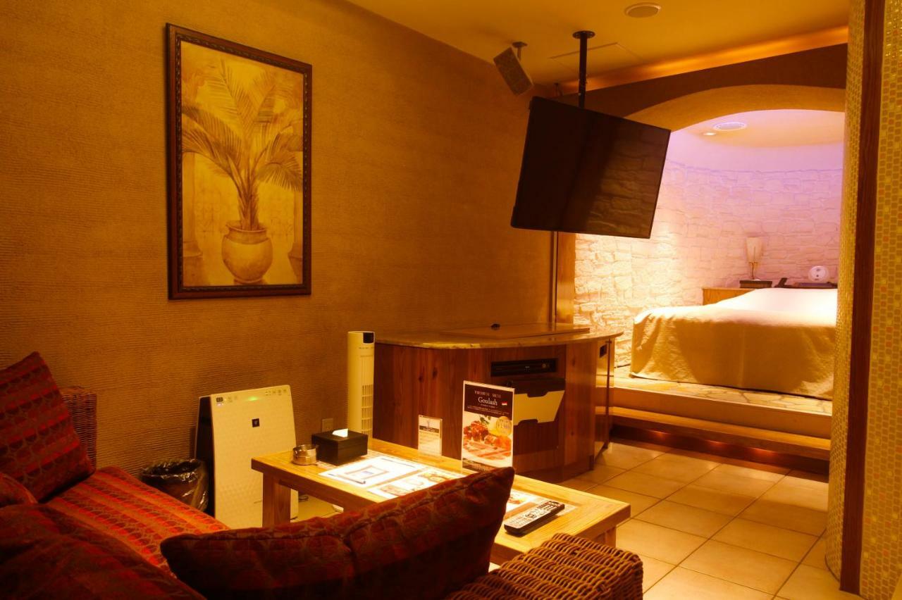 Water Cy (adults Only) Love hotel