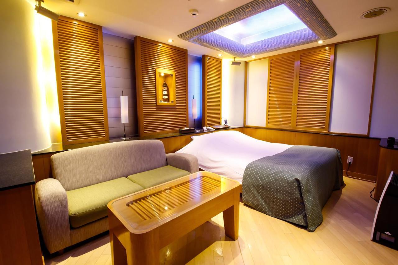 Love hotel Water Cy (adults Only) 2*